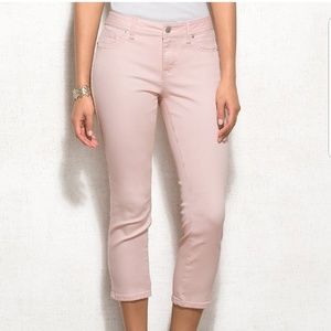 {Dress Barn} Signature Fit Ankle Jeans